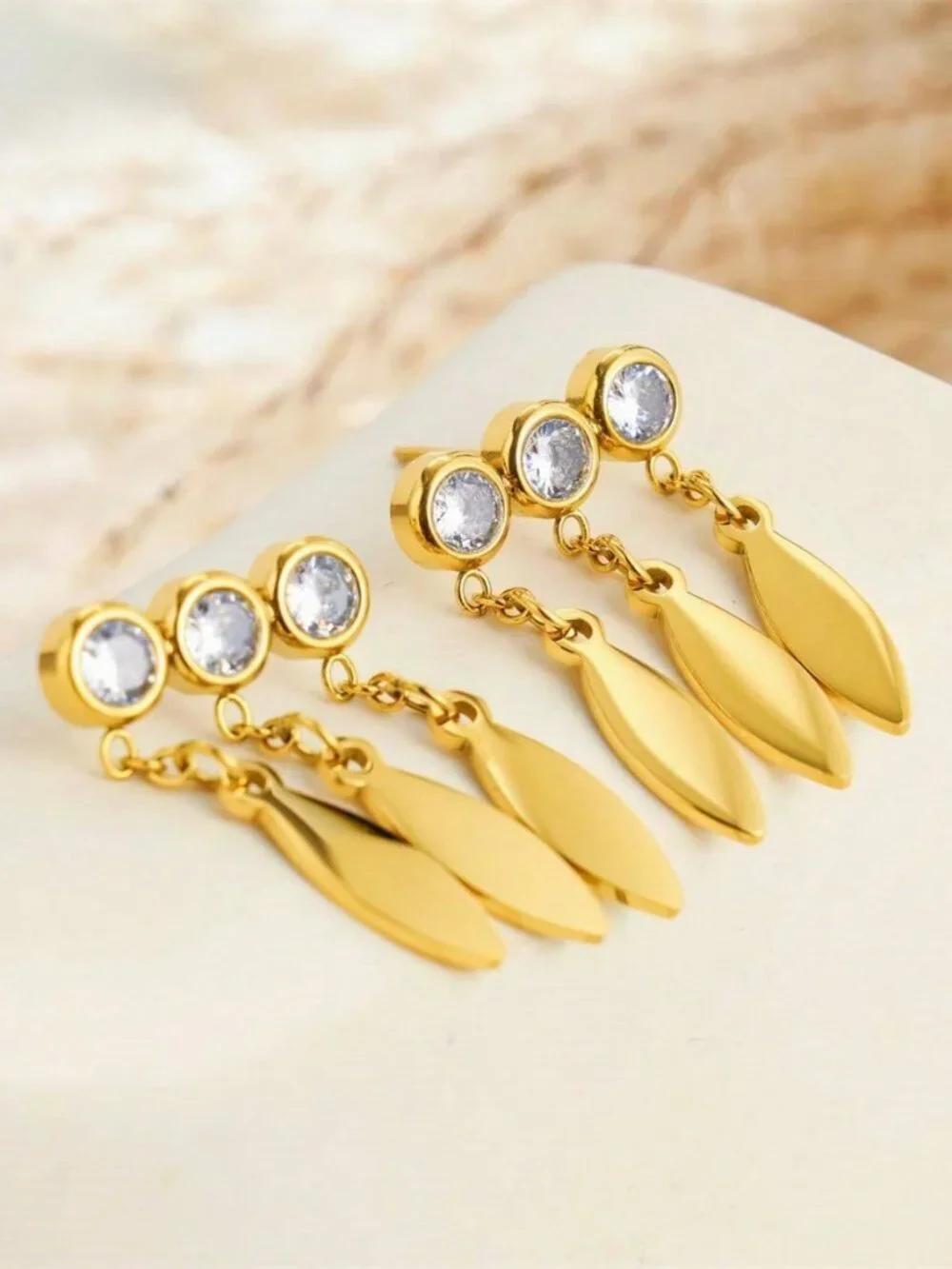 Women's  Sparkling Zirconia Decor Tassel Pendant Earrings